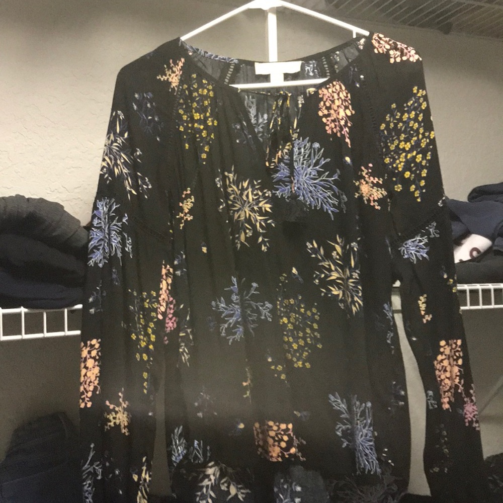 Love Stitch blouse size small
